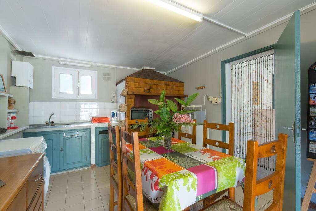 Bed and Breakfast Chez Mamie Les Avirons Экстерьер фото